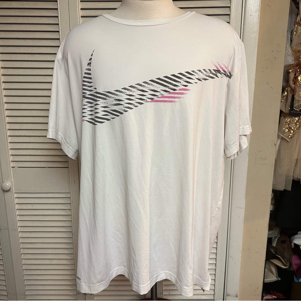 NIKE DRI FIT Size XXL  TShirt